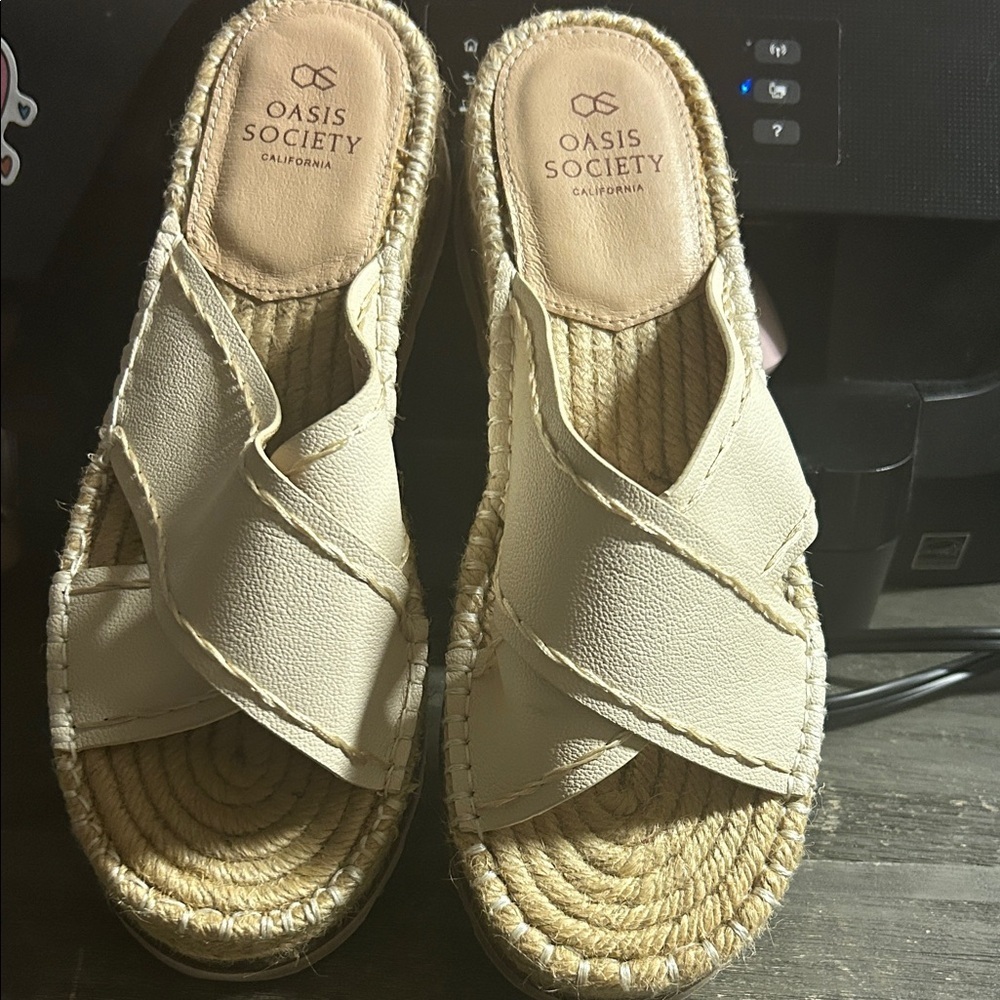 Oasis Society Cream Espadrille platform sandal‎